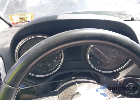 2011 Jeep Grand Cherokee Laredo from USA, damaged, VIN 1J4RR4GG4BC523282